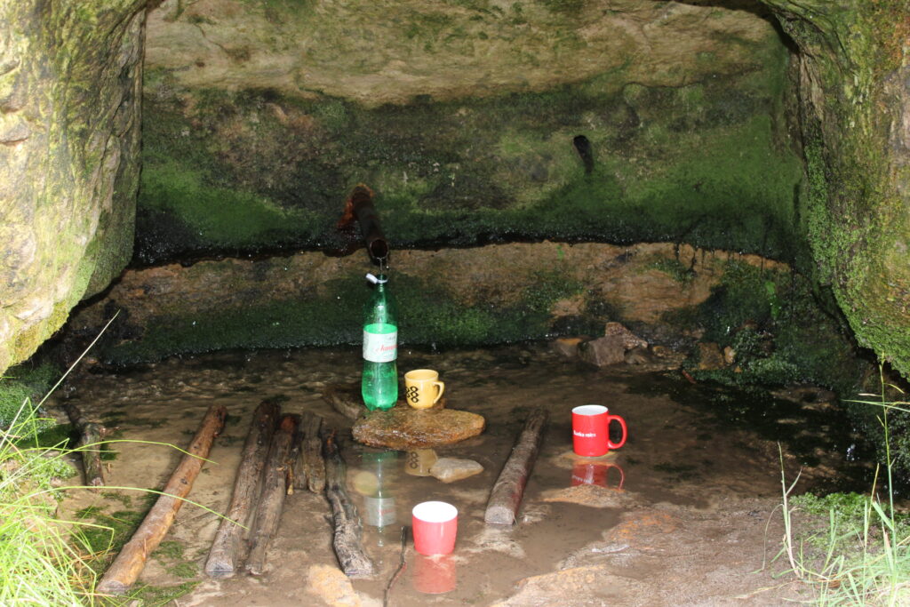Mojžíšová studánka z blízka